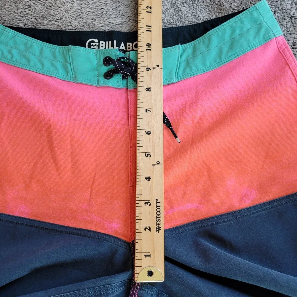 Billabong Recycler 50 PRO Boardshorts Boys Size 27 Swim‎ Shorts Surfer 16387